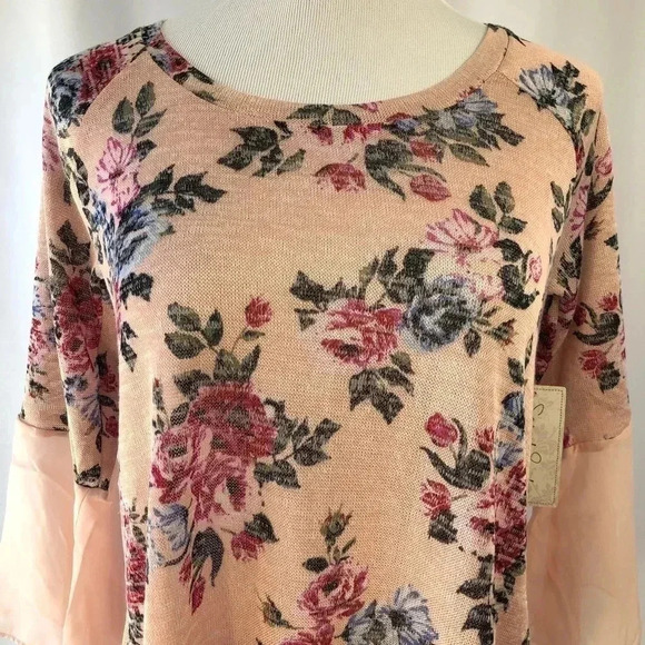 French Laundry Women’s Top Small Floral 3/4 Sleeve High Low Bell Sleeve - Picture 2 of 8